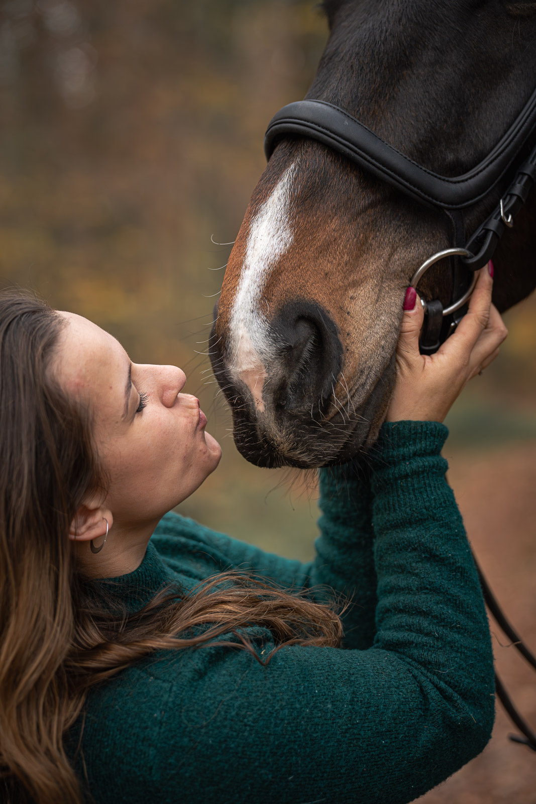 Nika – Leaves & Hooves