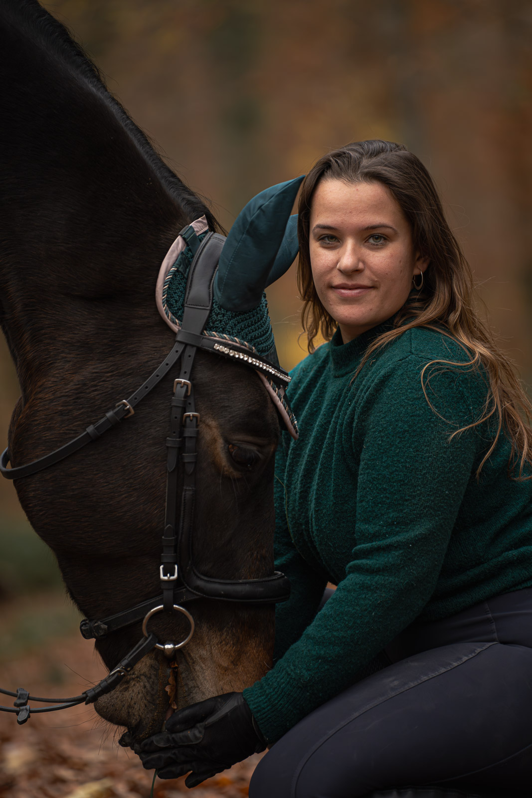 Nika – Leaves & Hooves